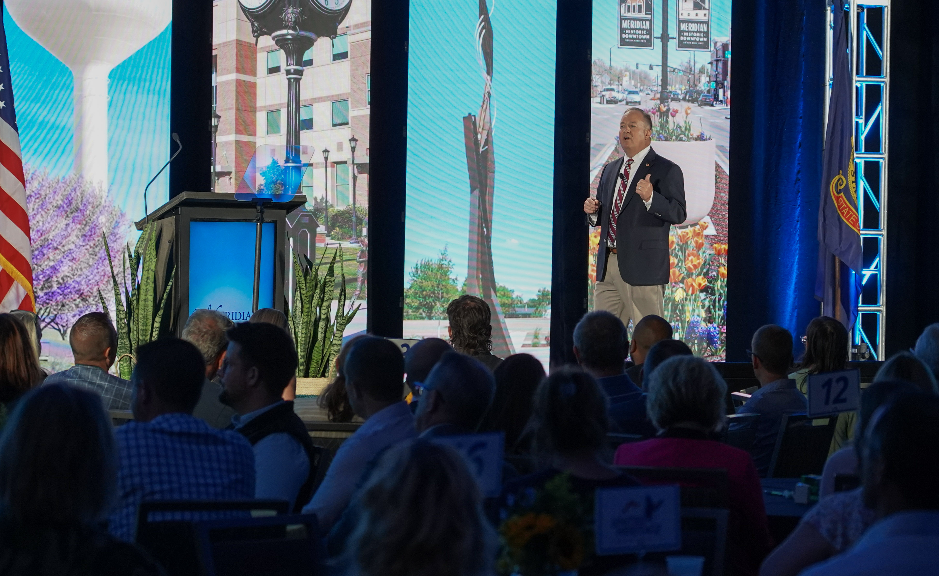 Mayor Simison talking to group during State of the City